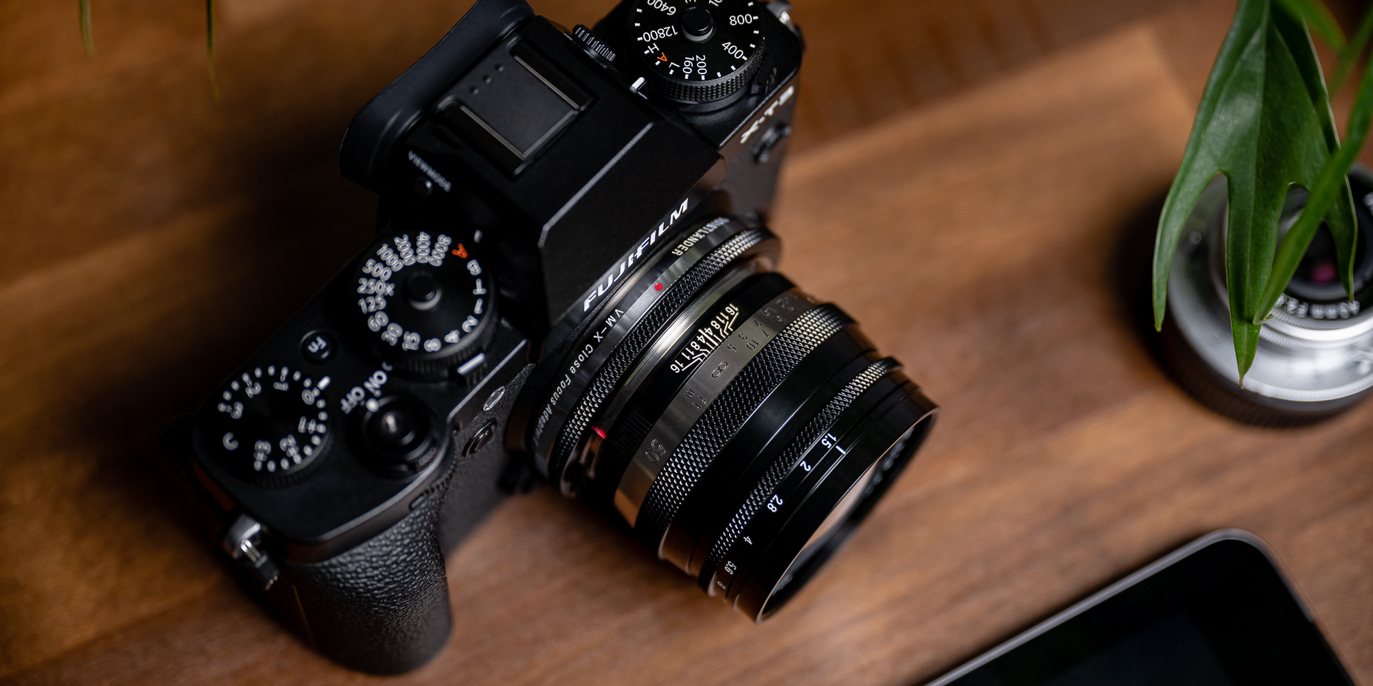 Adapter bagnetowy Voigtlander Close Focus II Leica M / Fujifilm X - Close Focus - bliżej niż myślisz